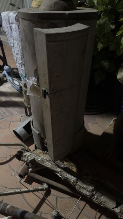 Продам котель для отопления российский в хорошем состоянии