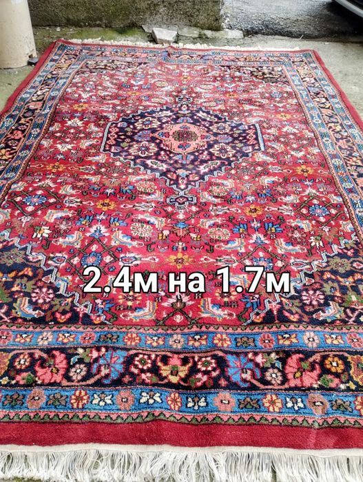 Ръчно тъкани вълнени Антични килими и пътеки.Цени по договорка.