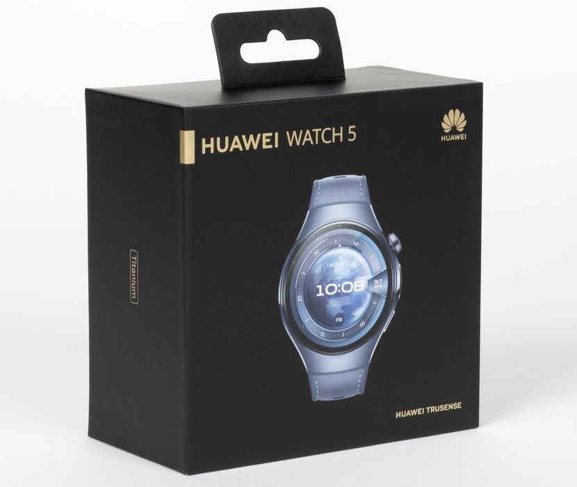 Huawei watch 5 . Почти новая.
