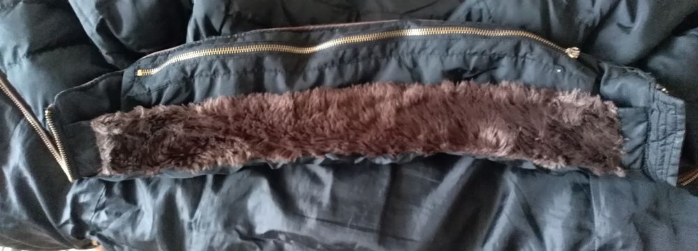 Продам куртку демисезонную