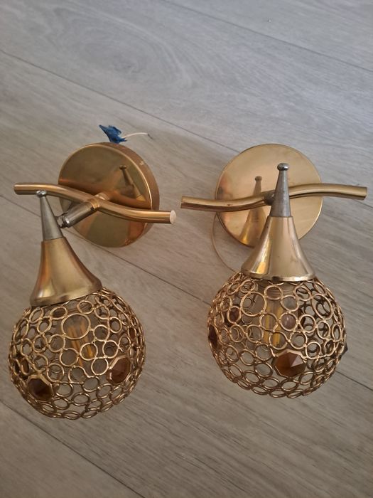 Продам люстру и бра в комплекте