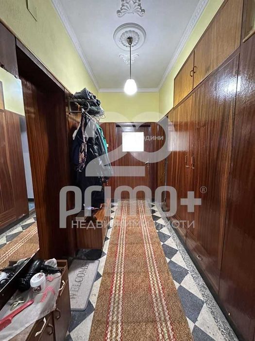 Апартамент за продажба