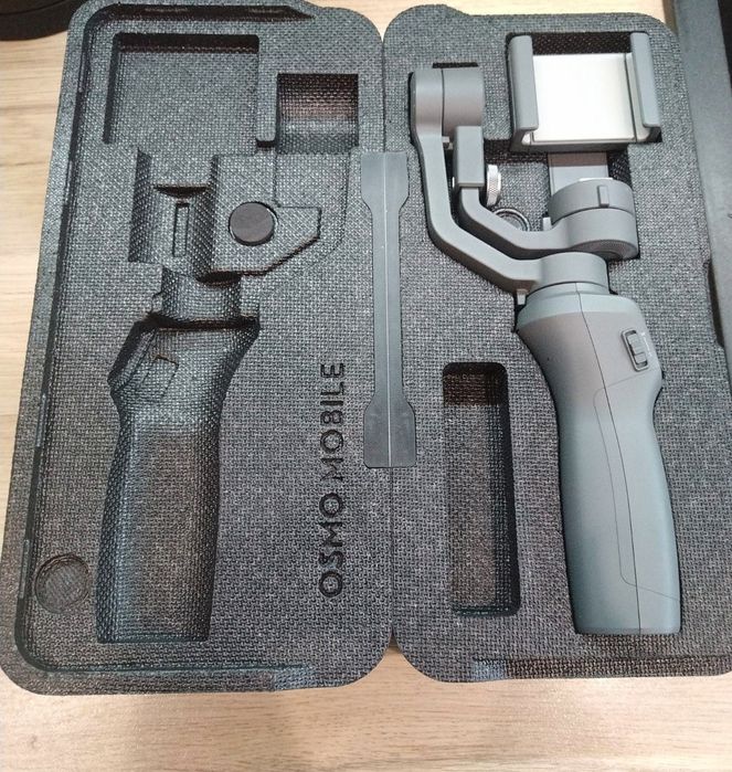 Видео стабилизатор DJI Osmo Mobile 2 за смартфон