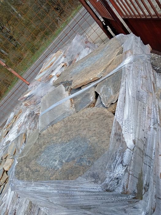 Piatra de munte  naturala