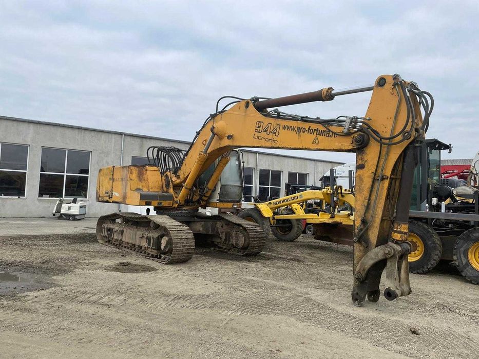 Dezmembrez excavator Liebherr 944 Litronic - piese de schimb Liebherr