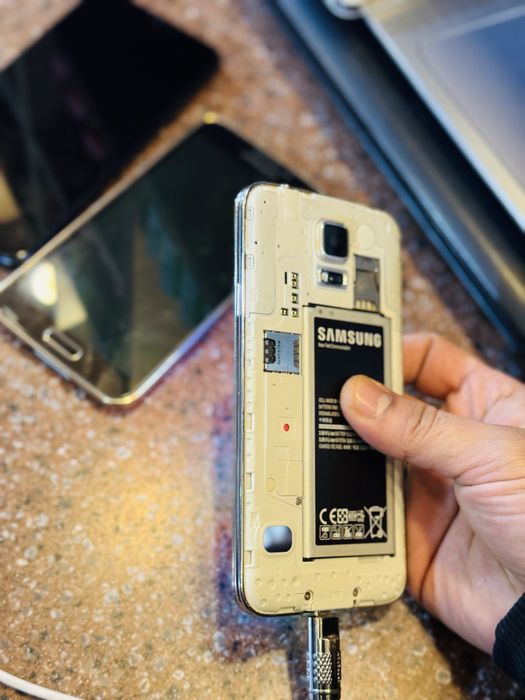 Samsung Galaxy S5 duos