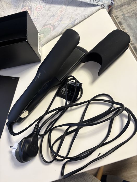 Placa par GHD Max Professional Wide Plate Styler Mihailesti • OLX.ro