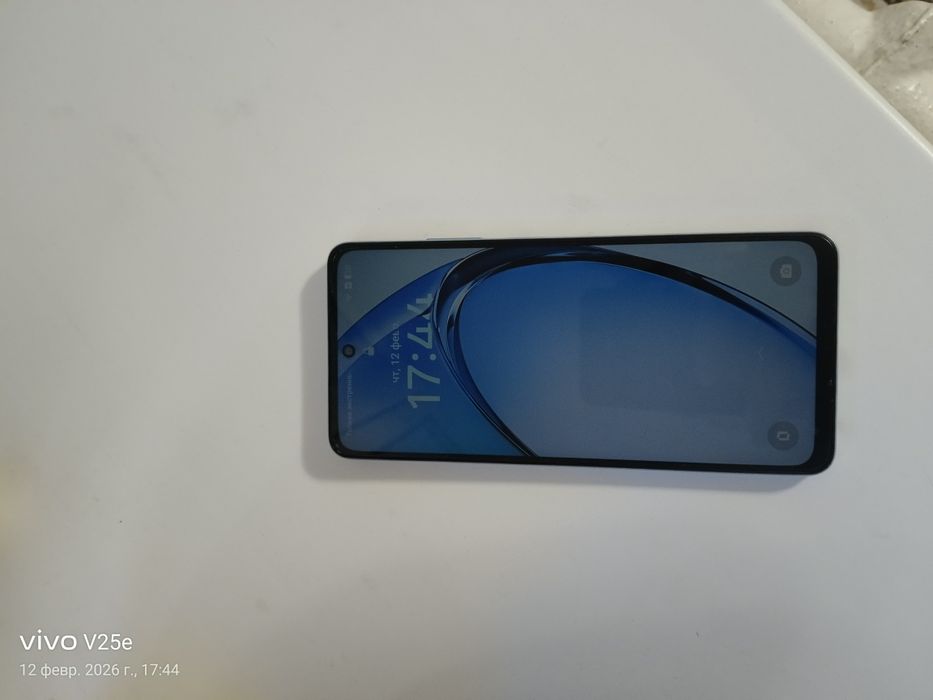 OPPO A60 128 Гб новый