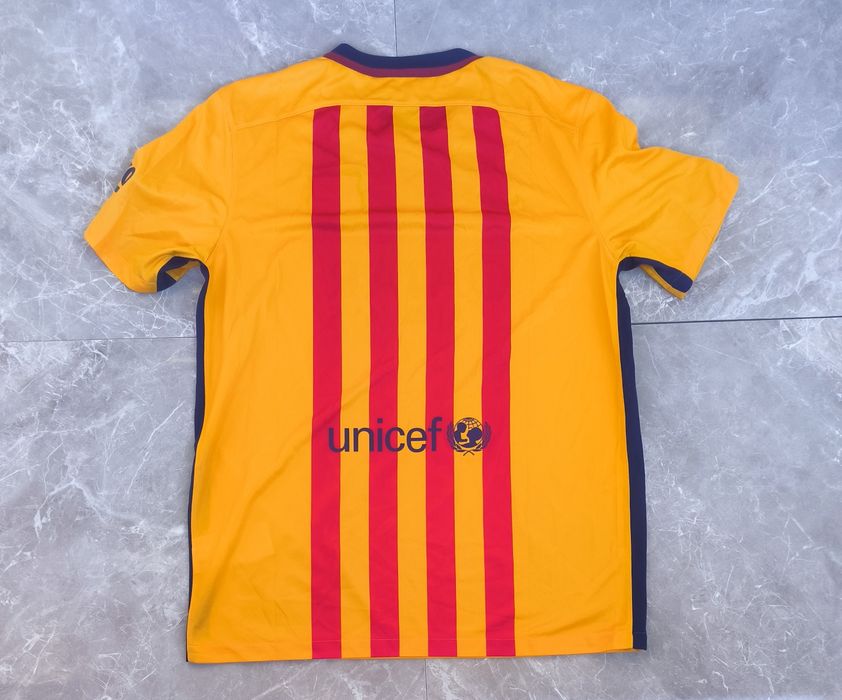 Тениска FC Barcelona размер L