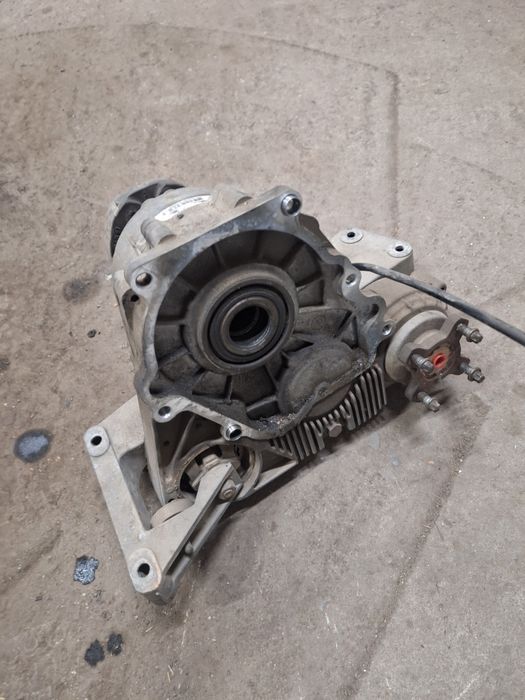 Раздатка за BMW E46 3.0ХD 184k.с.