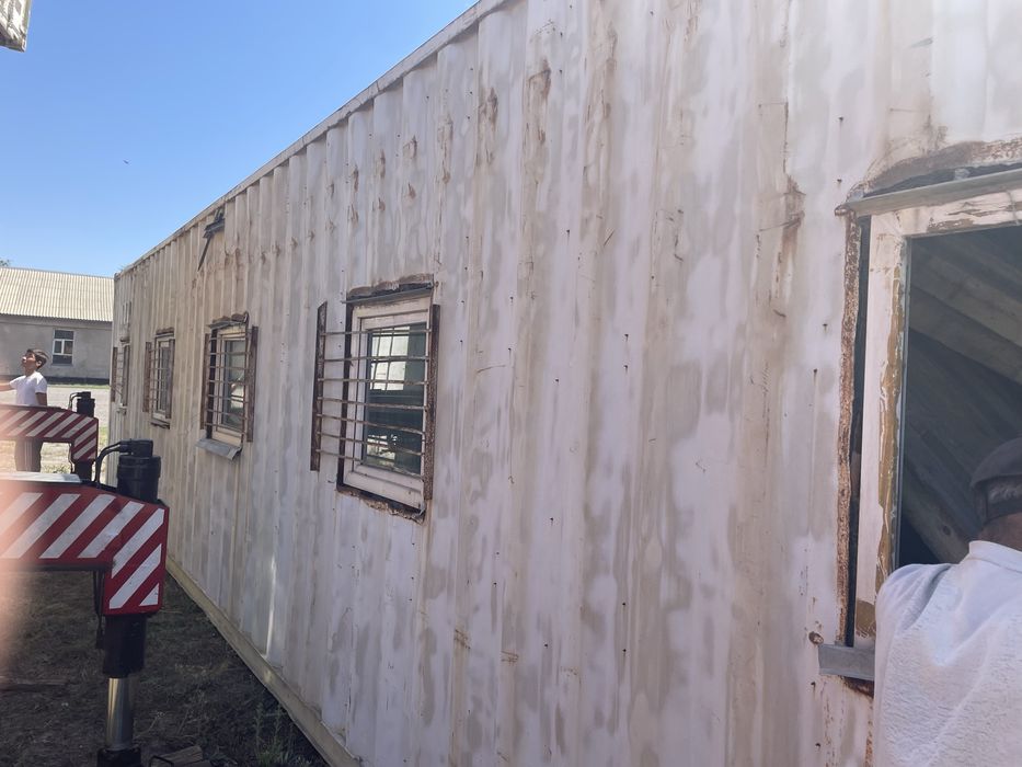 Контейнер 40 футов под общежитие