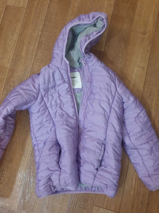 Курточки на девочку до 9лет