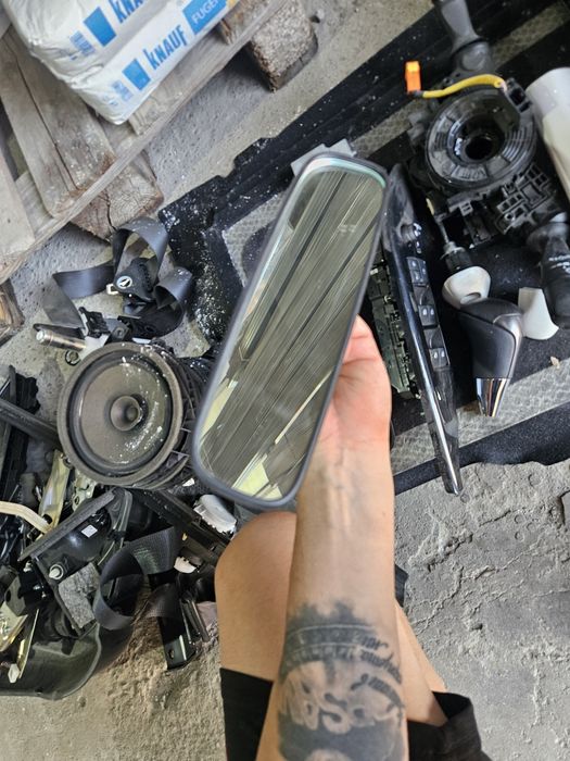 Огледало за обратно виждане от Toyota Hilux