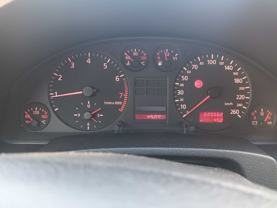 Audi A6 C5, 2.4