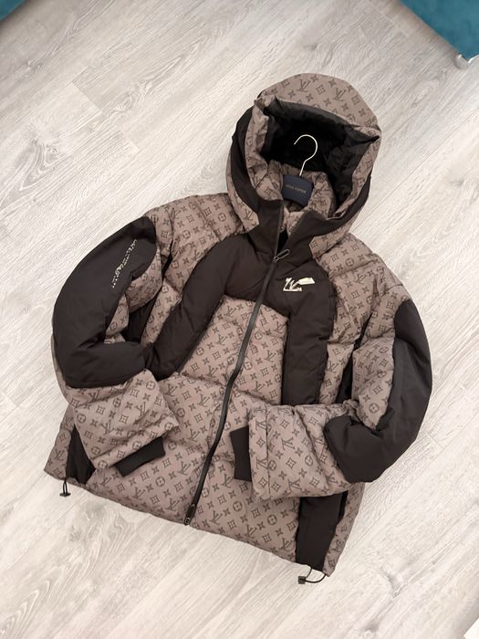 geaca louis vuitton 2054 heat reactive