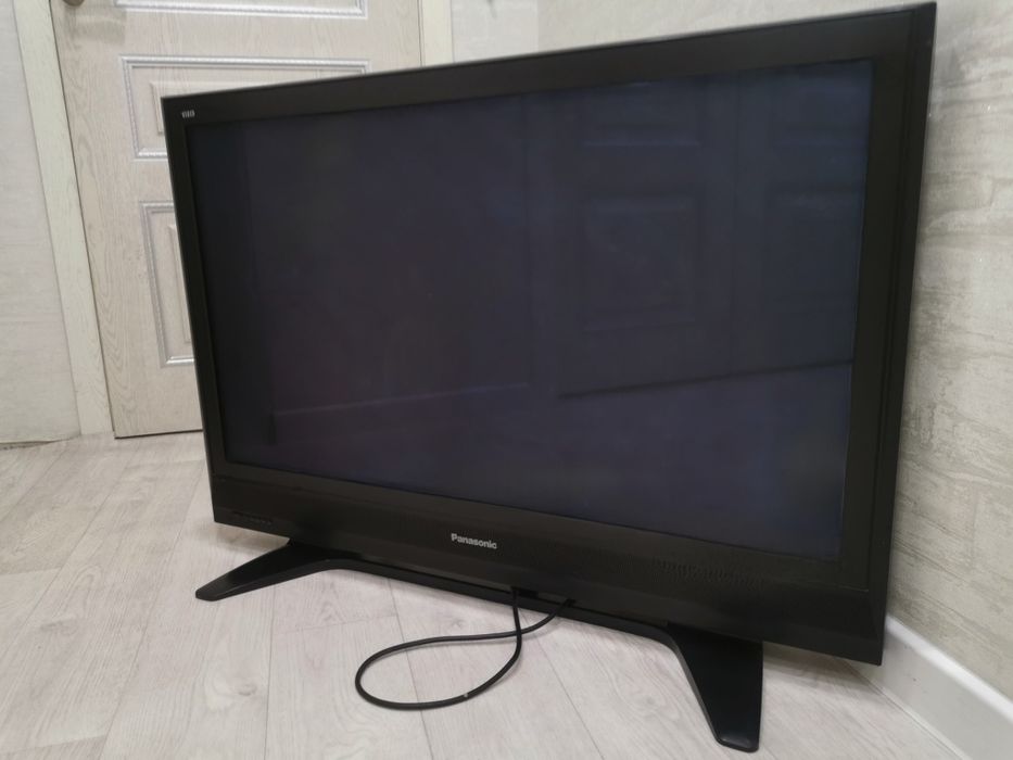 Телевизор (большой)