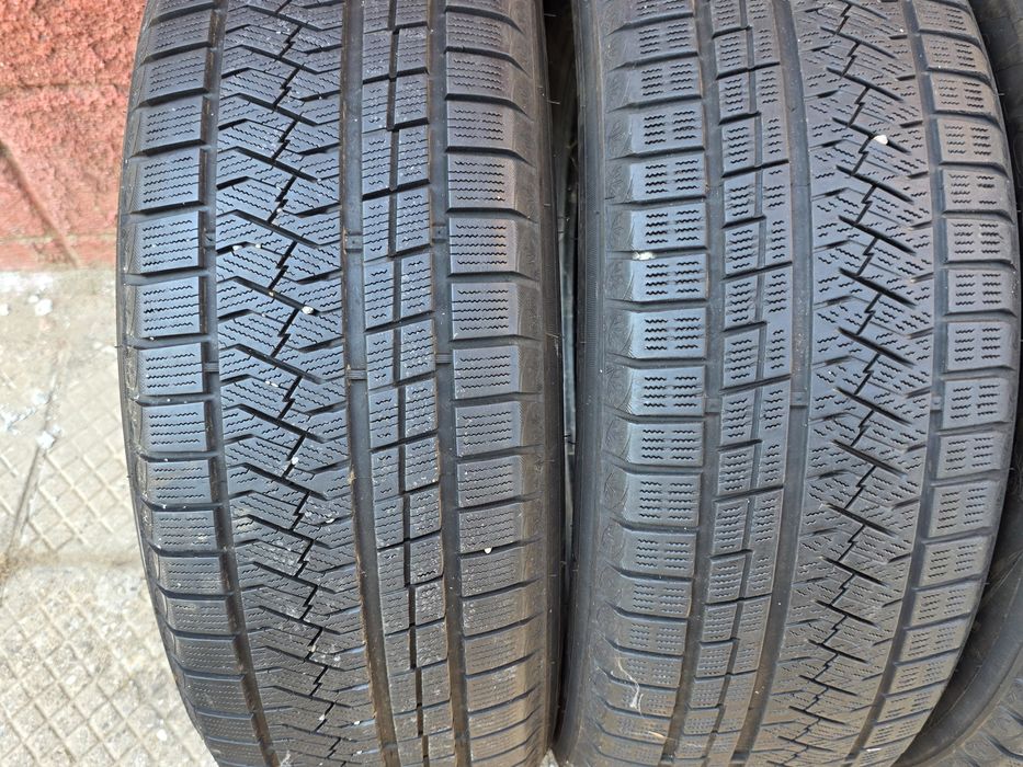 Зимни гуми 225/60/18 suv