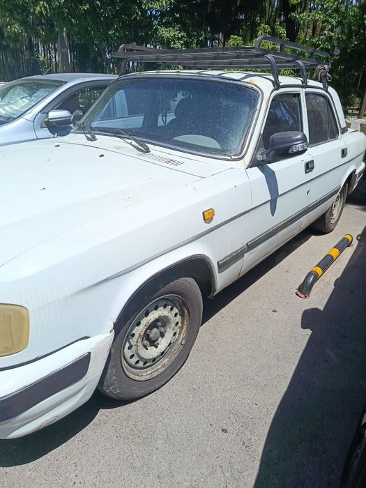 Volga 3110 sotiladi