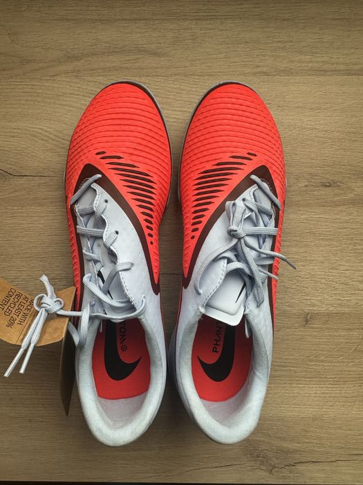 NIKE  phantom     EU 44 NEW
