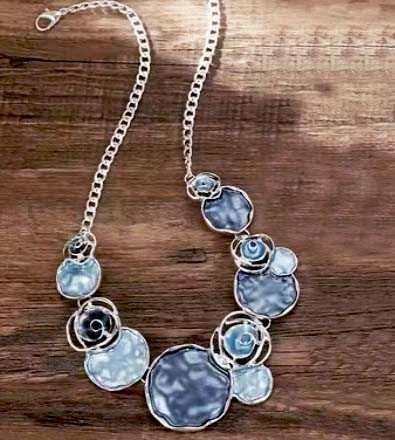 Прекрасно дамско колие