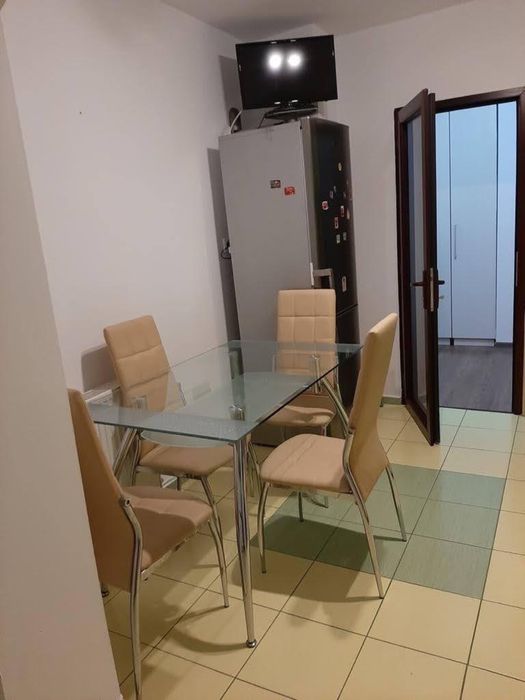 Apartament decomandat cu 2 camere și garaj  inclus in pret