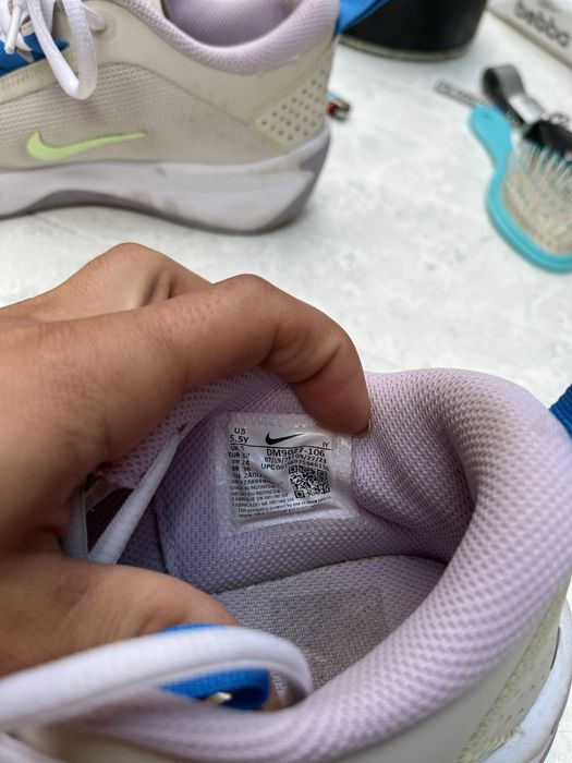 Дамски маратонки Nike