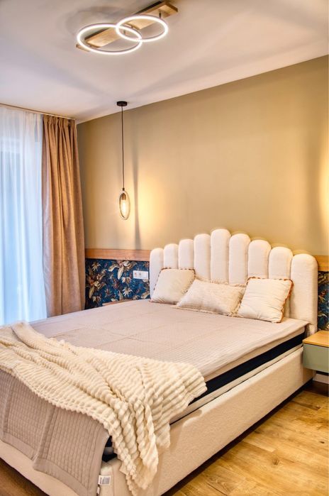 De vanzare 2 camere Soporului cu Garaj