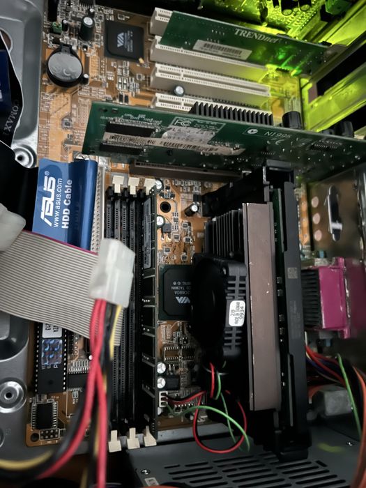 PC intel Pentium 3 slot 1 cpu 800 mhz