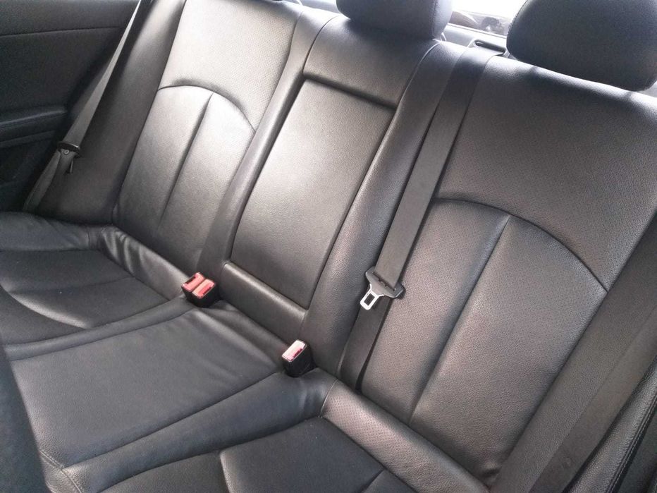 Mercedes Benz E 220 diesel