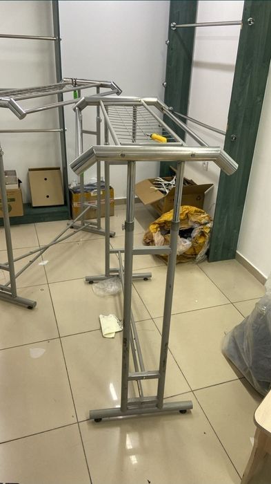 Стойка для одежды напольная