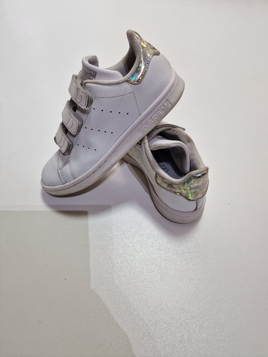 Încălțăminte Adidas 31 1/2 de fetițe