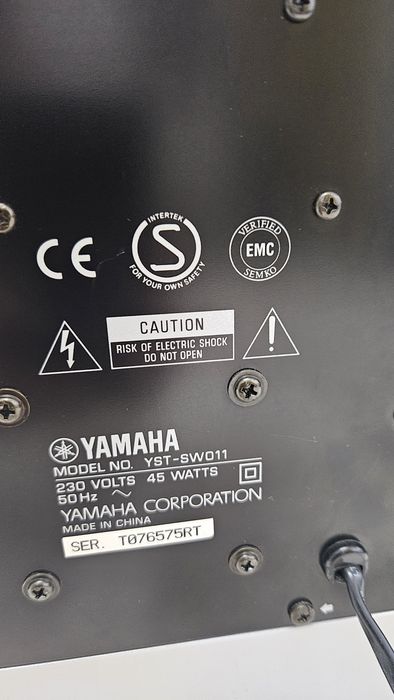Subwoofer Yamaha YST-SW011