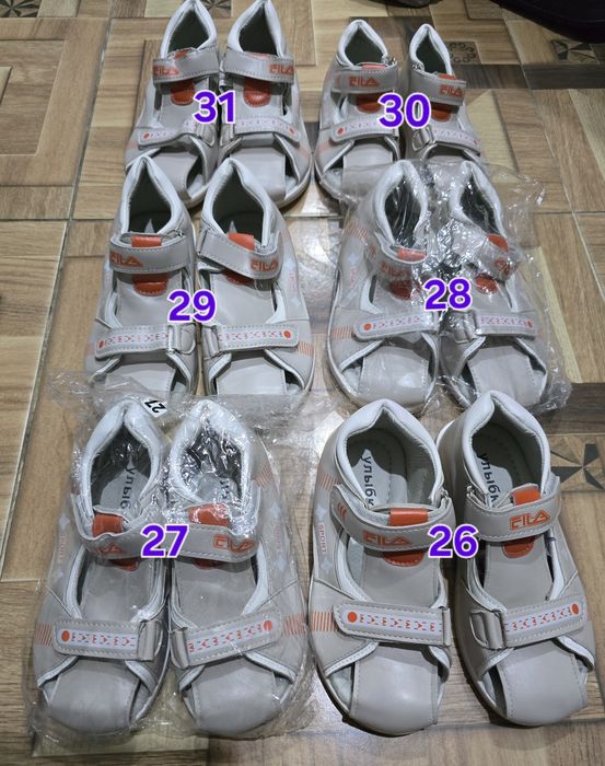 Сандали детские новые