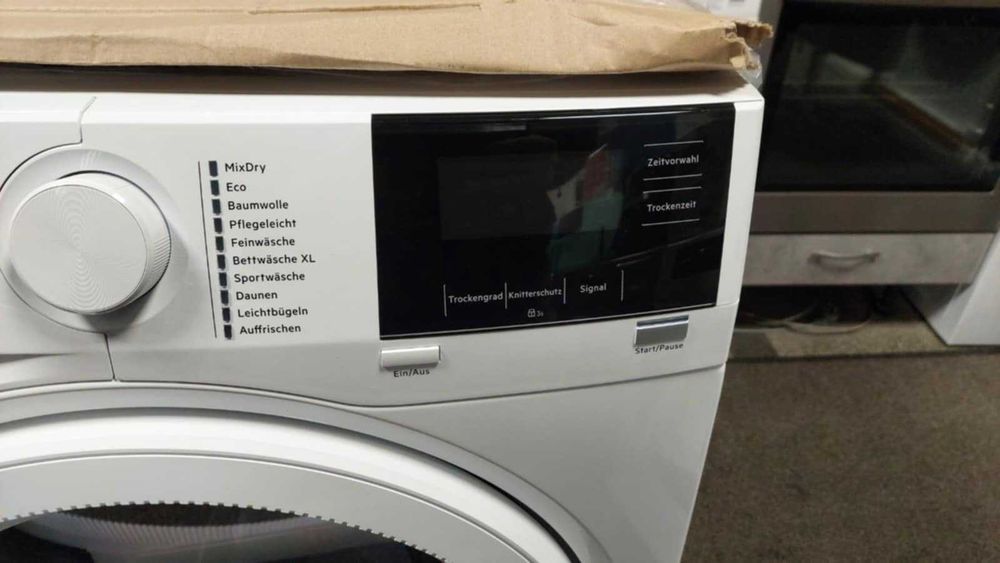 Нова А++ Сушилня с термопомпа AEG-Аег 8 кг SensiDry Серия 7000