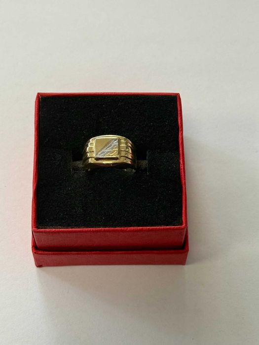 *** Неповторим *** Златен пръстен 14к 1.41гр