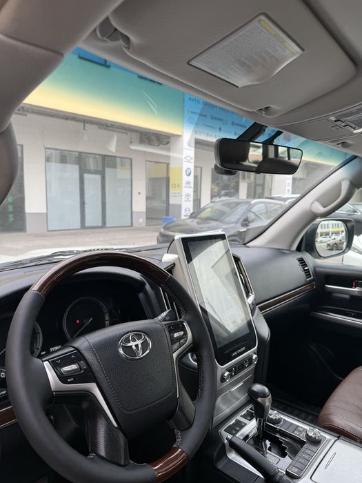 Toyota Land Cruiser 2019