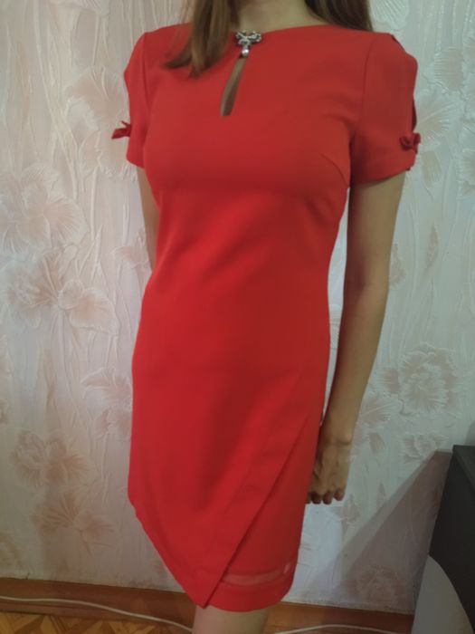 Продам платье, хорошего качества.