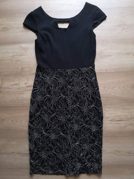 ETERE черна рокля с къс ръкав