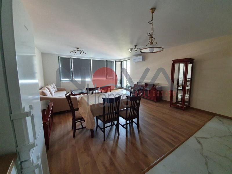 Продава се Тристаен апартамент в Варна, Операта - 145 кв.м за 2318 €/кв.м - Снимка #2