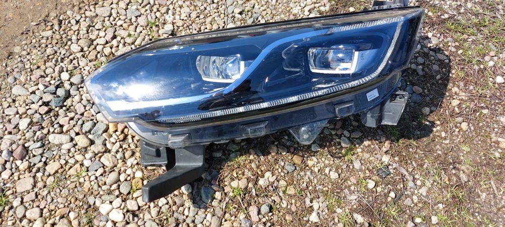 ЛЯВ фар За  Renault ESPACE 5  Led