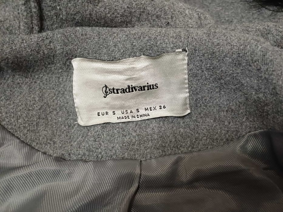 Дамско палто Stradivarius