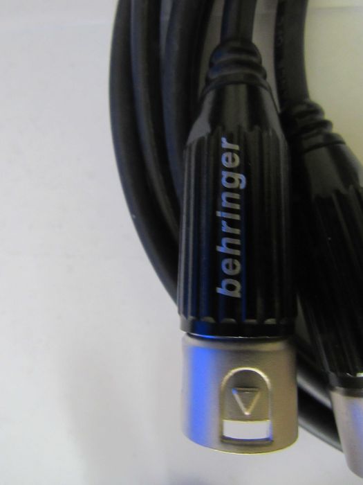 Кaбели «Furutech», «Luxman», «Behringer Pro», «Sommer», «Quik Lok»