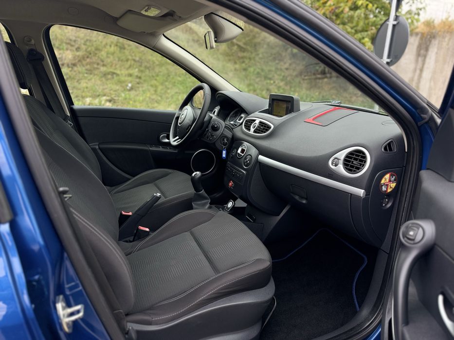 Renault Clio III 2010 1.2 Mpi 75 C.P Navigatie Climatronic Import