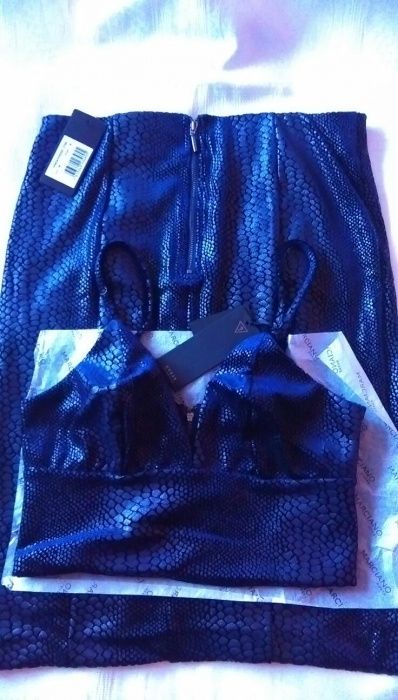 Top si fusta femei dama, phyton blue, model glam foarte sexy by Guess.