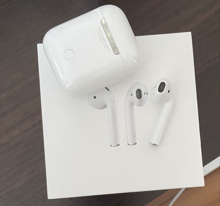 Продам AirPods 2