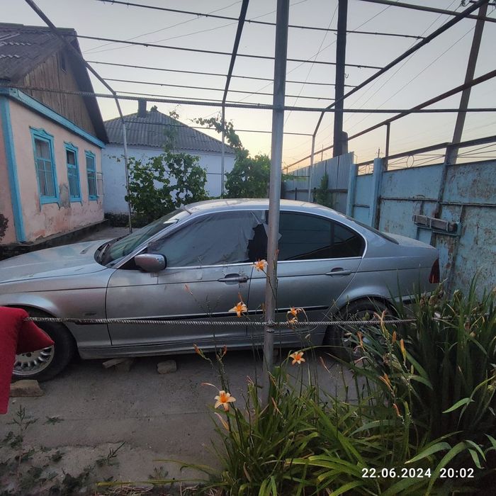 Продам БМВ 320i Е46