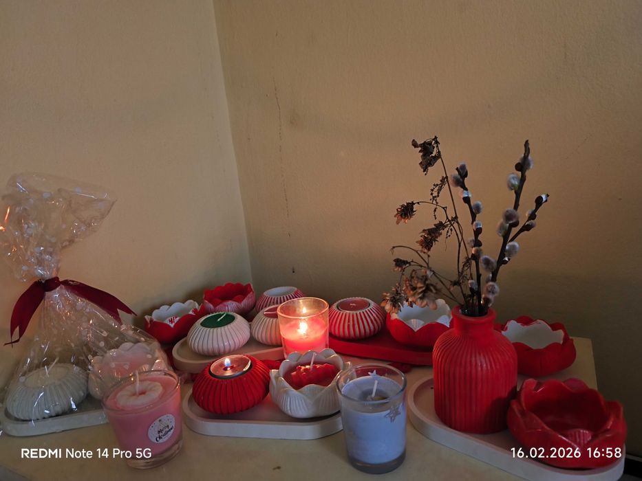 Set decorativ handmade lumânări + vază roșu alb