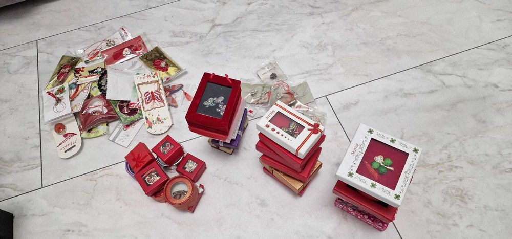 Martisoare (Premium&Standard)–Lichidare stoc/Tot ce este in fotografii