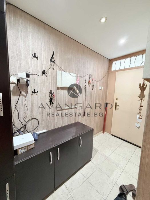 Продава се Тристаен апартамент в Пловдив, Кючук Париж - 60 кв.м за 1950 €/кв.м - Снимка #13