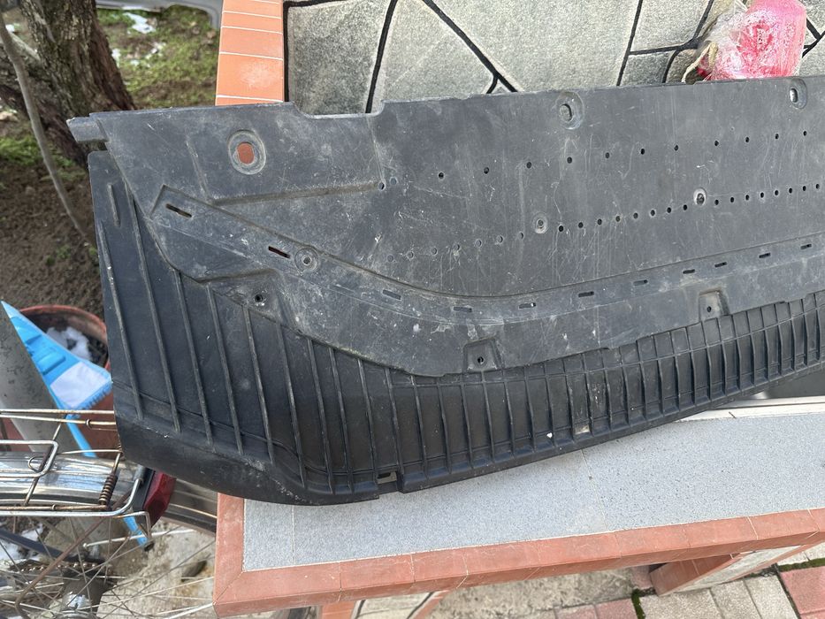 Audi A6 4G C7 кора под предна броня